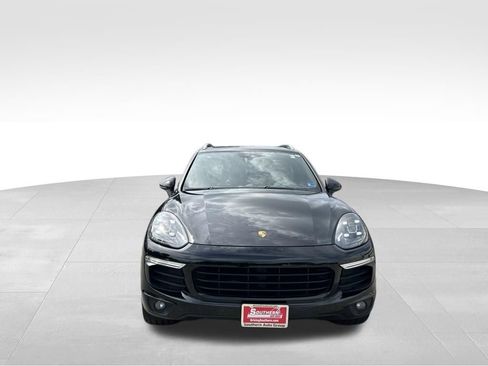 Used 2016 Porsche Cayenne AWD/4WD image 8