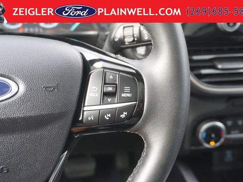 Used 2022 Ford Escape SEL w/ Equipment Group 302A AWD/4WD image 24