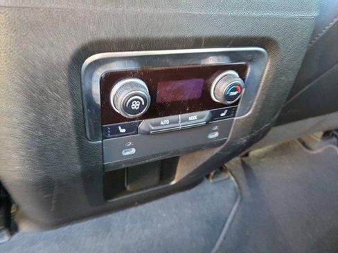 Used 2022 Chevrolet Tahoe Z71 w/ Off-Road Capability Package image 14