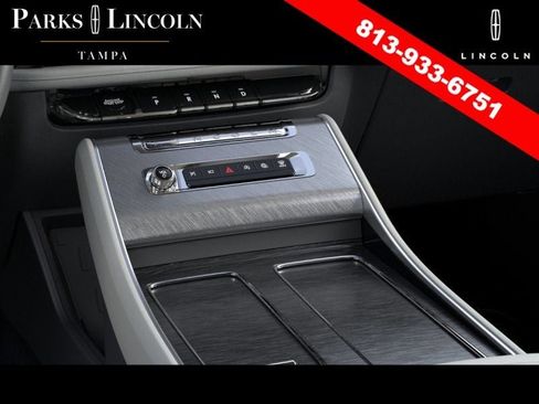 New 2026 Lincoln Aviator 2WD w/ Jet Appearance Package image 15