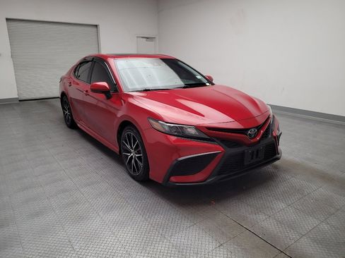 Used 2022 Toyota Camry SE w/ Cold Weather Package AWD/4WD image 13