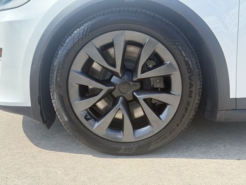 Used 2022 Tesla Model X AWD/4WD image 12