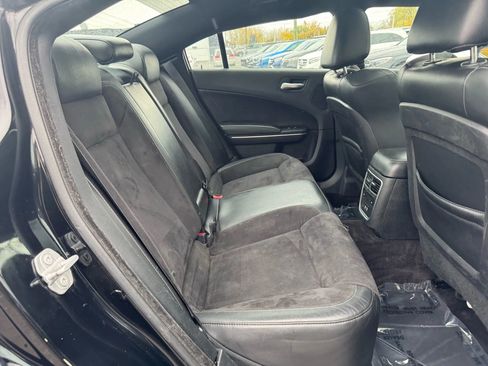 Used 2018 Dodge Charger GT image 14