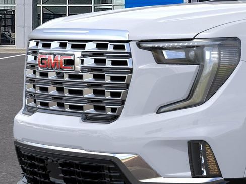 New 2026 GMC Acadia Denali w/ Super Cruise Package image 13