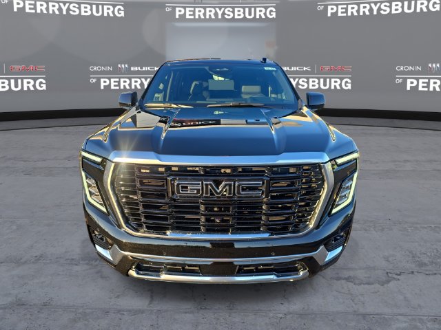 New 2027 GMC Yukon Denali w/ Denali Reserve Package AWD/4WD image 3