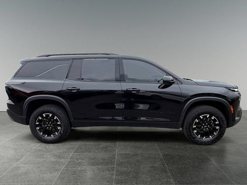 Used 2024 Chevrolet Traverse Z71 w/ Enhanced Driving Package AWD/4WD image 10