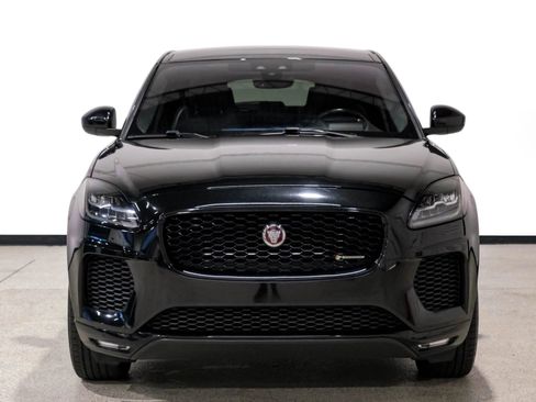 Used 2018 Jaguar E-PACE First Edition image 3