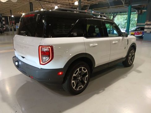 Certified 2023 Ford Bronco Sport Outer Banks w/ Tech Package AWD/4WD image 13
