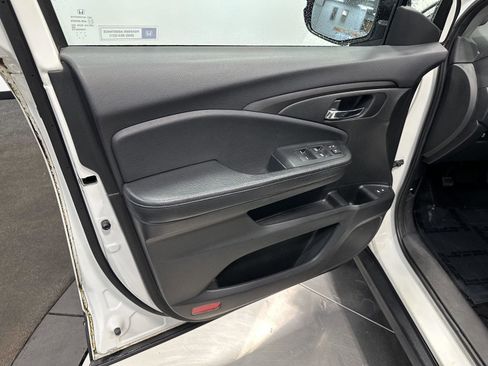 Used 2017 Honda Pilot EX-L image 12