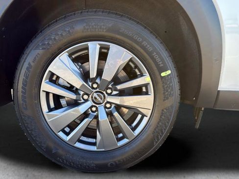 New 2026 Nissan Pathfinder SV AWD/4WD image 13