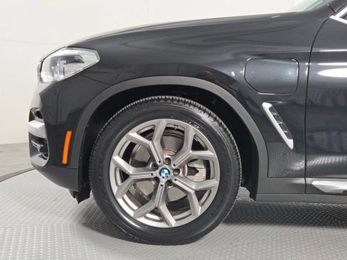 Used 2021 BMW X3 xDrive30e w/ Premium Package AWD/4WD image 9