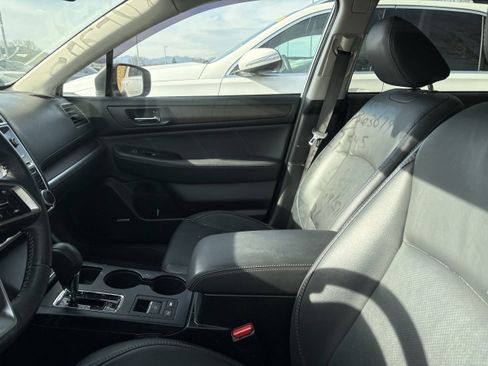 Used 2019 Subaru Outback 2.5i Limited image 8