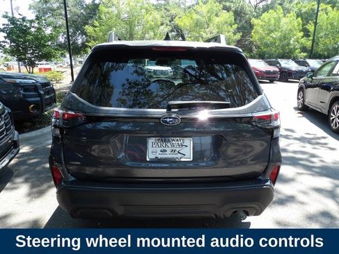 Used 2026 Subaru Forester Premium AWD/4WD image 8