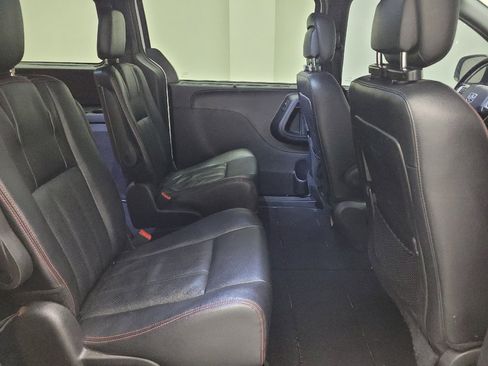 Used 2019 Dodge Grand Caravan GT FWD image 19