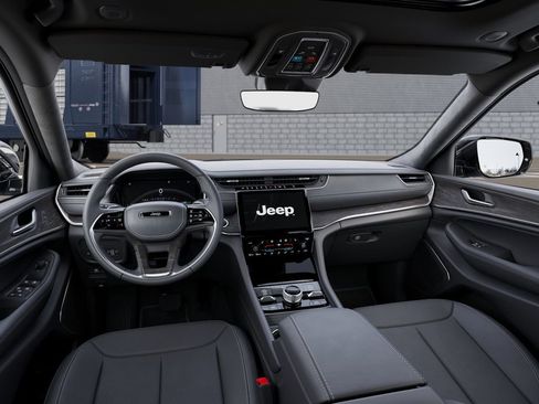 New 2025 Jeep Grand Cherokee L Overland image 14
