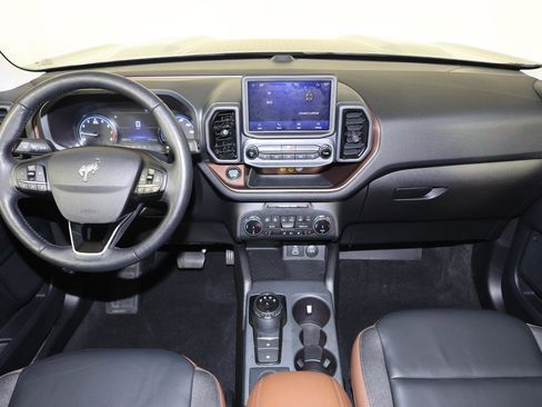 Used 2023 Ford Bronco Sport Outer Banks image 11