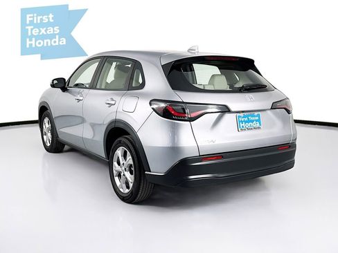 Used 2023 Honda HR-V LX image 5