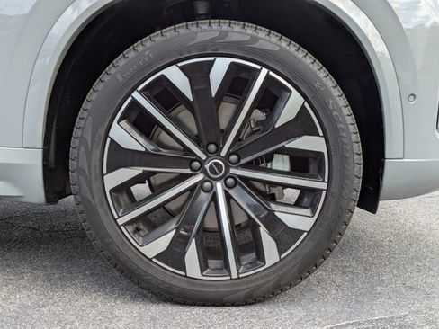 Certified 2026 Volvo XC90 B6 Plus w/ Protection Package Premier AWD/4WD image 14