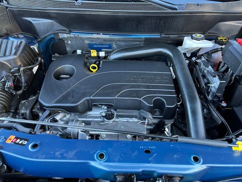 Used 2025 Chevrolet Equinox LT image 32