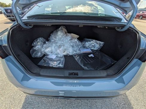 New 2025 Nissan Sentra SR w/ SR Premium Package image 25