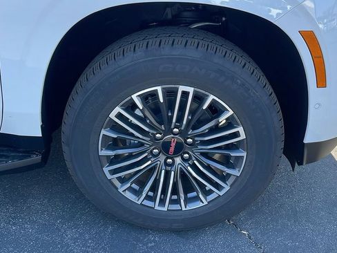 New 2026 GMC Yukon XL Elevation RWD image 9
