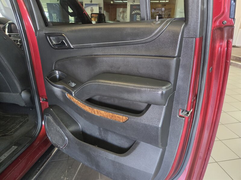 Used 2020 Chevrolet Suburban Premier w/ Max Trailering Package AWD/4WD image 18