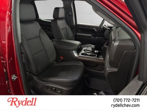 Used 2023 GMC Sierra 1500 SLT w/ SLT Premium Plus Package AWD/4WD image 16