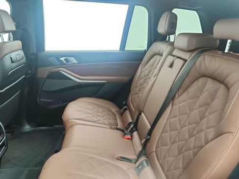 Used 2026 BMW X7 xDrive40i image 34