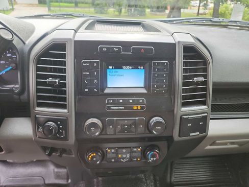 Used 2022 Ford F250 XL w/ Power Equipment Group image 23