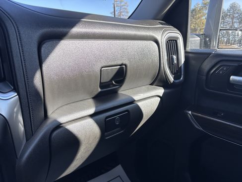 Used 2021 Chevrolet Silverado 2500 LT w/ Z71 Off-Road Package image 25