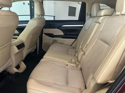 Used 2019 Toyota Highlander Plus image 18