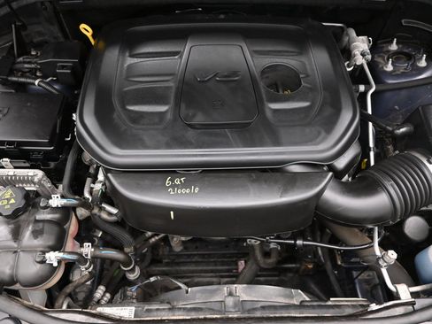 Used 2021 Jeep Grand Cherokee Limited AWD/4WD image 28