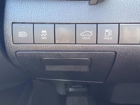 Used 2021 Toyota Camry XLE image 28