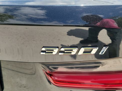 Used 2020 BMW 330i xDrive Sedan w/ Convenience Package AWD/4WD image 8