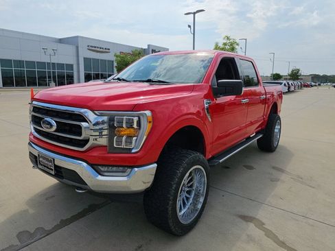 Used 2021 Ford F150 XLT w/ Equipment Group 302A High AWD/4WD image 9