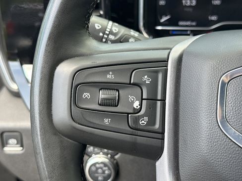 Used 2025 GMC Sierra 1500 SLT AWD/4WD image 32