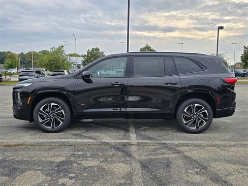 New 2026 Buick Enclave Sport Touring w/ Power Package image 5