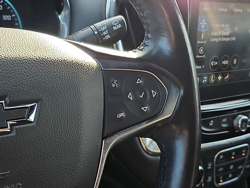 Certified 2022 Chevrolet Traverse LT w/ Midnight/Sport Edition image 21