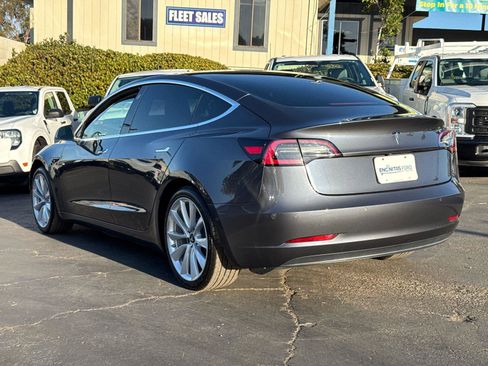Used 2019 Tesla Model 3 Mid Range image 12