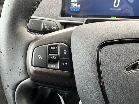 Used 2024 Ford Mustang Mach-E Premium image 19
