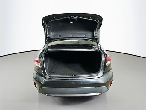 Used 2021 Toyota Corolla LE image 31
