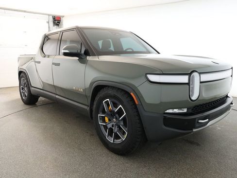 Used 2022 Rivian R1T Launch Edition image 3