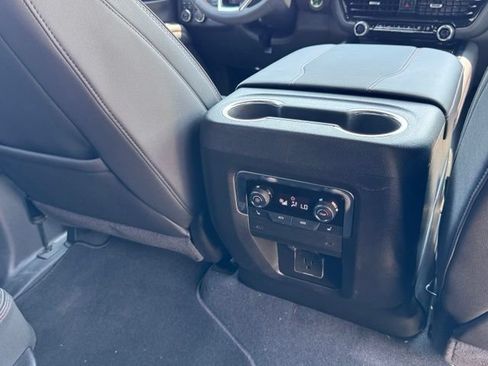 New 2026 Chevrolet Suburban RST w/ RST Capability Package AWD/4WD image 22