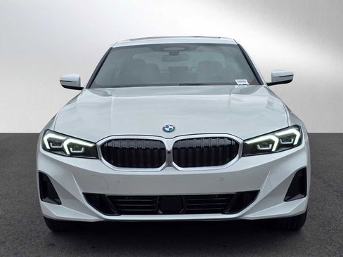 Used 2026 BMW 330i xDrive Sedan w/ Premium Package AWD/4WD image 8