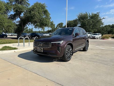 New 2026 Volvo XC90 B6 Plus image 2