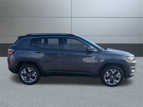 Certified 2019 Jeep Compass Limited image 7