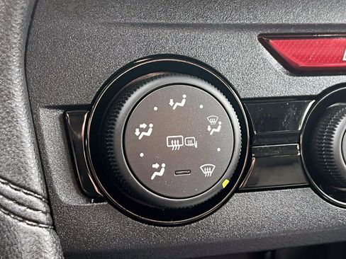 Used 2019 Subaru Impreza 2.0i Premium image 36