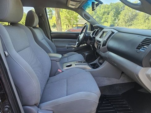 Used 2010 Toyota Tacoma 4x4 Double Cab image 39