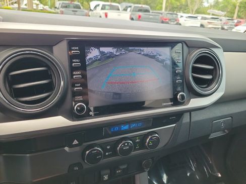 Used 2021 Toyota Tacoma SR5 RWD image 27