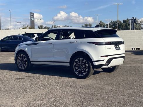 Used 2025 Land Rover Range Rover Evoque Dynamic SE image 28
